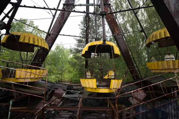 Ferris wheel in Pripyat park — Stock Photo, Image