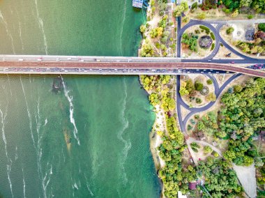 Kiev yollar ile köprüden Dnipro, üstten görünüm