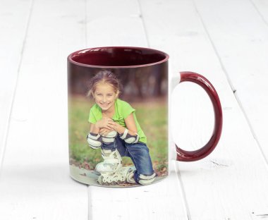 Küçük bordeaux fincan koyu kırmızı saplı