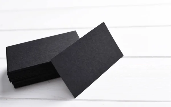 Siyah kartvizit yığını — Stok fotoğraf