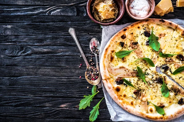 Lezzetli İtalyan pizzası