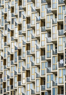 Windows multistorey gün içinde inşa