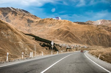 Georgia 'daki askeri yol.