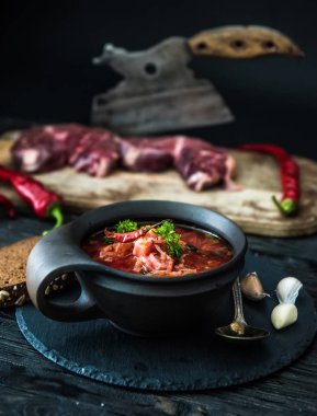 Ev yapımı borsch geleneksel Ukrayna çorbası