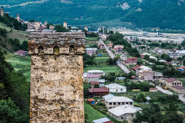 Paesaggio con torre Svan — Foto Stock