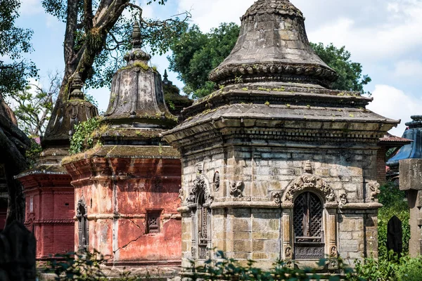 加德满都的Pashupatinath寺庙建筑群 — 图库照片