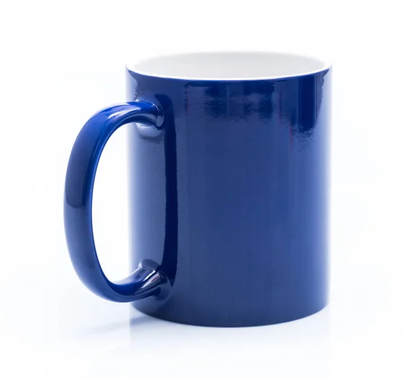 Rote Tasse auf weiß — Stockfoto