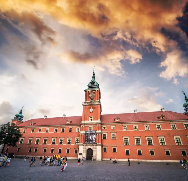 Zámecké náměstí ve Varšavě — Stock fotografie