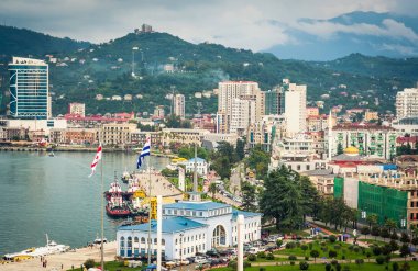 Batum liman üzerinde göster