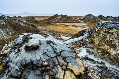 Gobustan 'ın çamur volkanları
