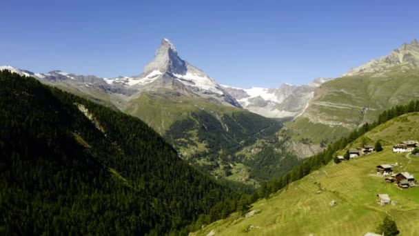 Vista panorâmica da montanha Matterhorn — Vídeo de Stock