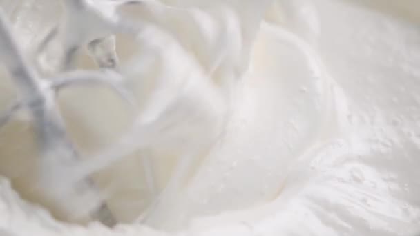 Using mixer for preparing cream — Stock Video