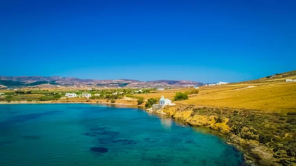 Kleine griechische Kirche — Stockfoto