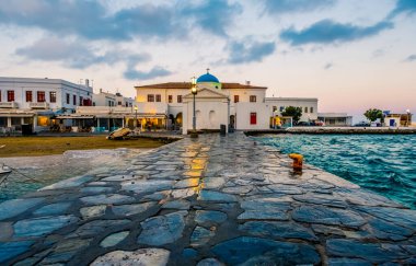 Mykonos adasında gün batımı