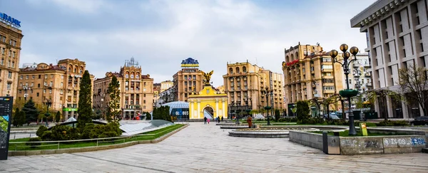 Kyiv şehir merkezinin ana meydanı — Stok fotoğraf