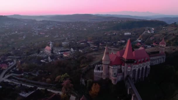 Castillo de Corvin en Hunedoara — Vídeo de stock