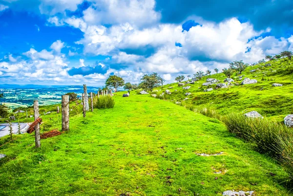 View across Bodmin Moor with a valley to left — Stock Photo, Image