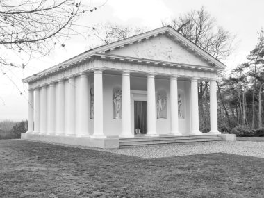 Painshill, Cobham, İngiltere, Uk 11 Ocak 2020. Yunan Çılgınlığı