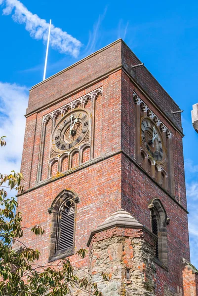Igreja St. Marys Petworth. West Sussex England, Reino Unido. Torre do relógio . — Fotografia de Stock