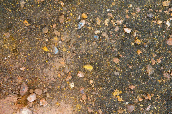 Risse im Schlamm durch Erdgas am Boden — Stockfoto