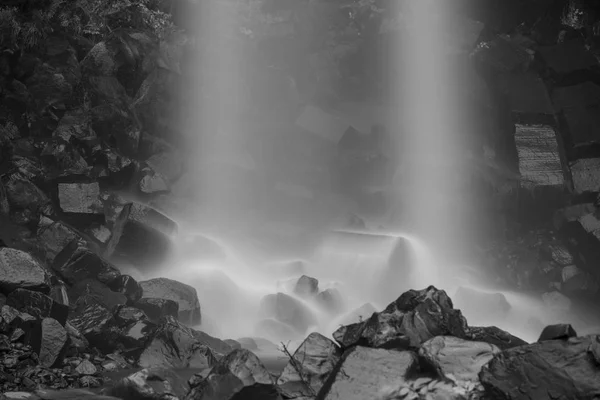 Cascada larga exposición — Foto de Stock