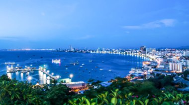 Pattaya geceleri defne