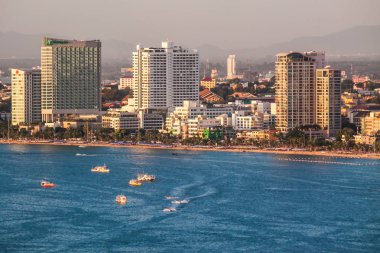Pattaya körfezinin akşam
