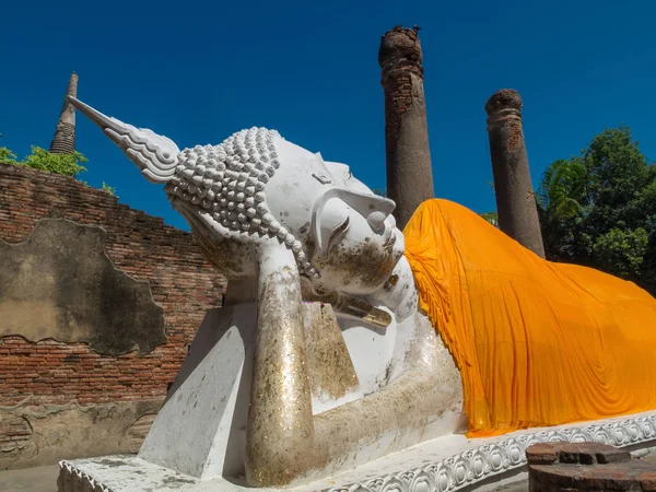 Estátua de Buda na província de Ayutthaya — Fotografia de Stock