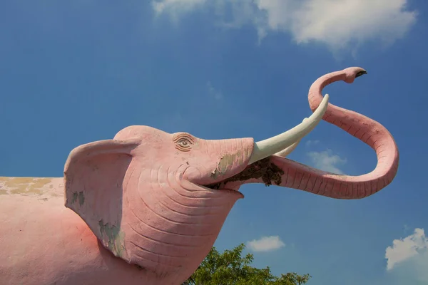 La estatua del elefante —  Fotos de Stock