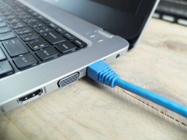 Bilgisayar yerel ağı bağlar