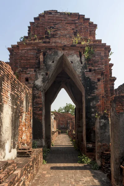 Antiguo Templo en Ayutthaya —  Fotos de Stock