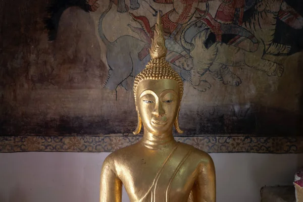 The Buddha statue — Stock Photo, Image