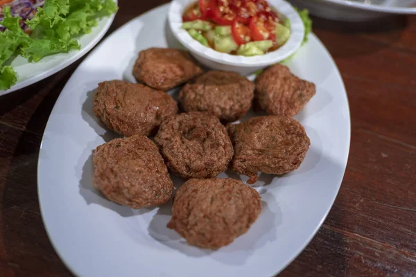 Bolas de camarão fritas — Fotografia de Stock