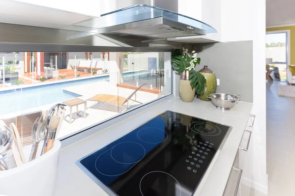 Modern vitroceramic stove in the kitchen — Stock Photo, Image