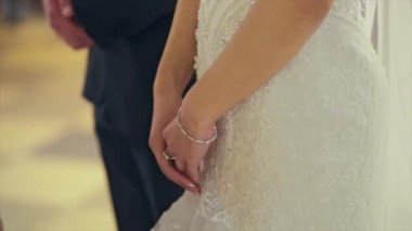 Evlilik çift, gelin ve damat eller