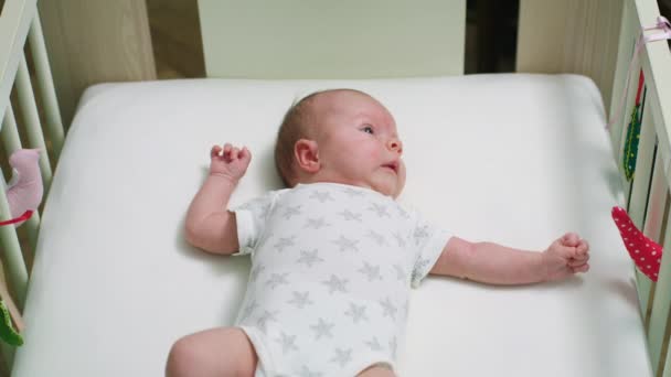 Vista superior del bebé — Vídeo de stock