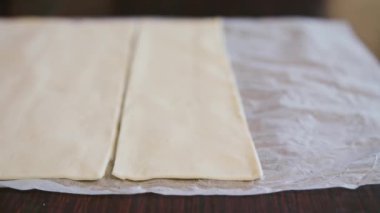 Bıçak pişirme için kesim hamur