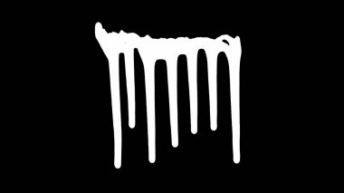 Siyah ekran arka plan üzerinde beyaz mürekkep damlama