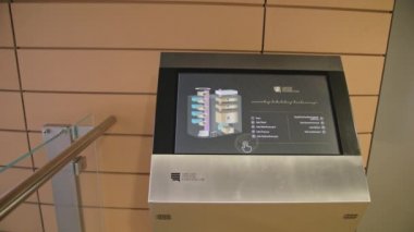 Elektronik bilgi noktası. Yeşil ekran