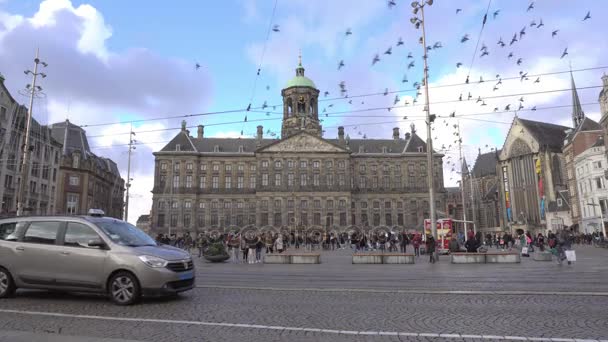 Βασιλικό παλάτι στο Άμστερνταμ, κάτω χώρες — Αρχείο Βίντεο