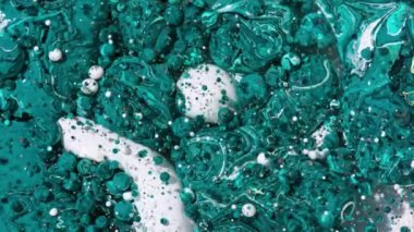 Ağır çekim petrol mürekkep parlak Collors kabarcıklar