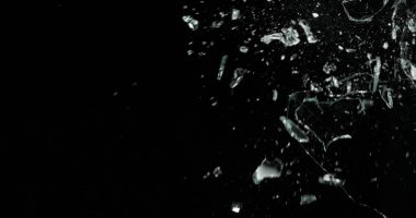 Kara Pencere Arkaplanındaki Gerçek Buz.