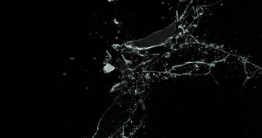 Kara Pencere Arkaplanındaki Gerçek Buz.