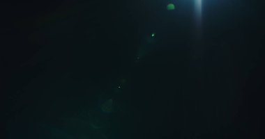 Sızdırma Ustası 12mm Film ve Film İçin Lens Fişekleri. Parlak Lens Parıltısı Geçişler ve Ünvanlar için yanıp sönüyor. Işık Darbeleri ve Parıltıları.