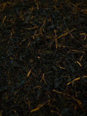 Çay yaprakları işleme üretim.