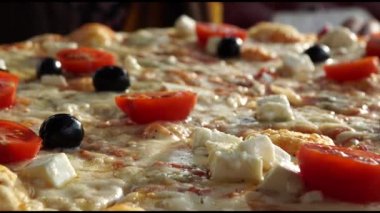 Pizza kafede. Kadar yakın ve görünümü ana sayfa