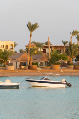 El Gouna kanalda tekne