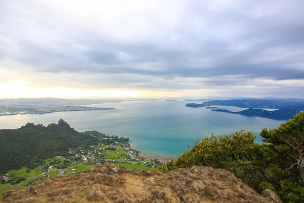 Espectacular vista del puerto de Whangarei desde Mt Manaia, Nueva Zelanda — Foto de Stock