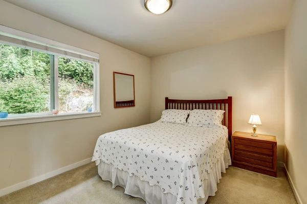 Simple bedroom interior design — Stock Photo, Image