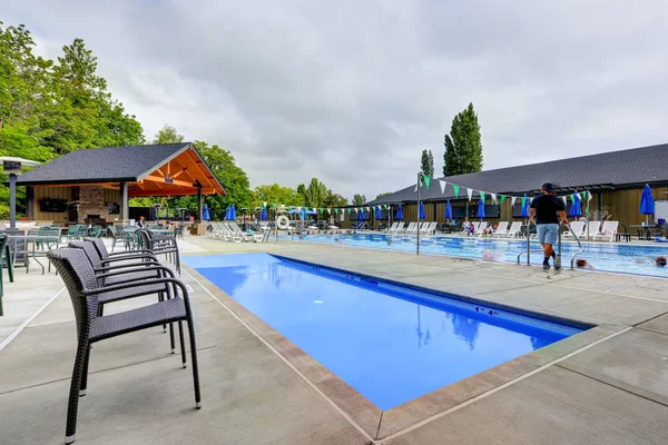 Piscina pública en Tacoma Lawn Tennis Club — Foto de Stock